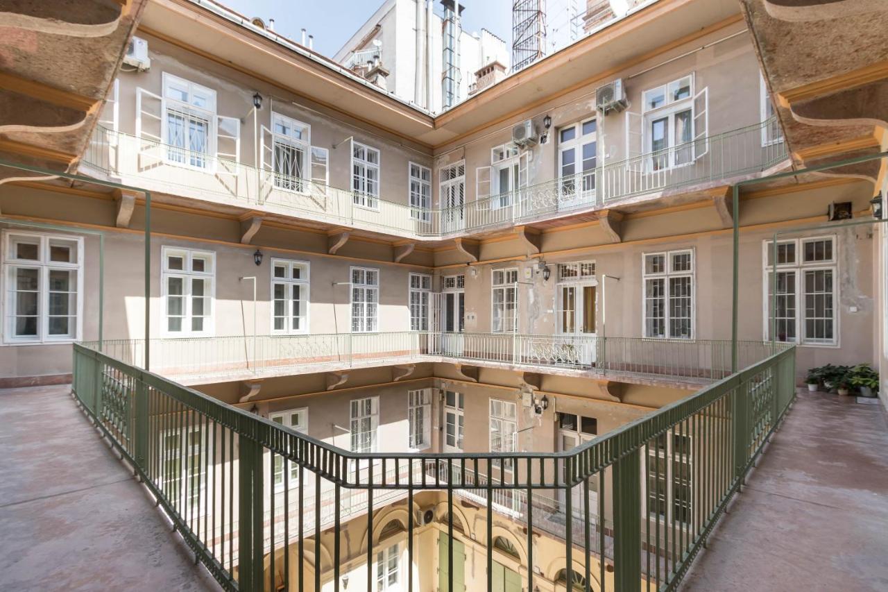 Leda'S Apartment Next To The Danube And Fashion Street 布达佩斯 外观 照片